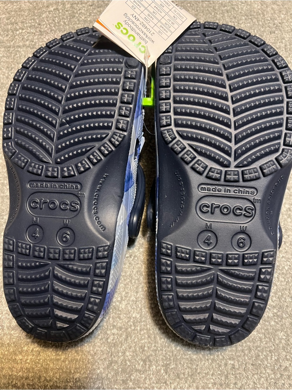 Bath & Body Works Crocs - Picture 2 of 3